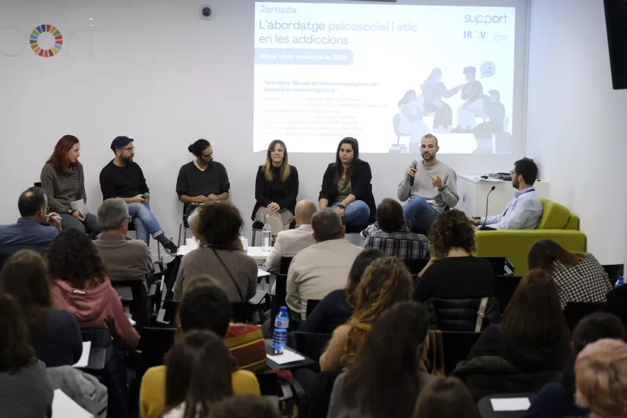 Taula rodona: “Més enllà de l’addicció: acompanyament ètic i psicosocial per promoure l'autonomia”